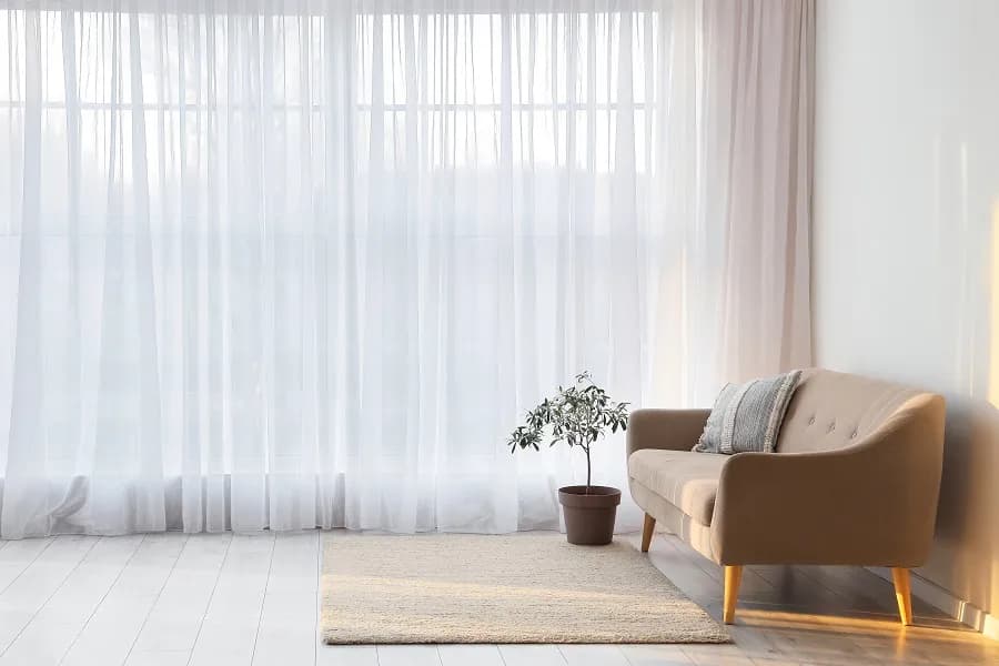 Jak dobrać firany do okna, aby stworzyć idealne wnętrze? Jak dobrać firany do okna, aby stworzyć idealne wnętrze?