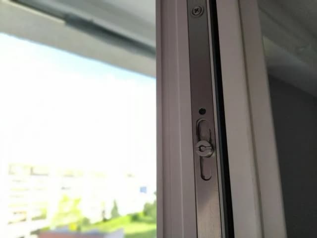 Czy wszystkie okna mają tryb zimowy? Sprawdź, co warto wiedzieć! Czy wszystkie okna mają tryb zimowy? Sprawdź, co warto wiedzieć!