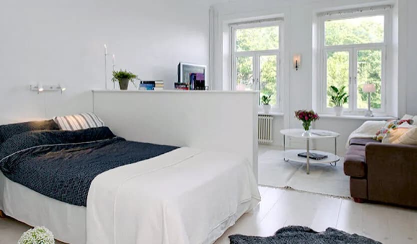 Jak urządzić salon połączony z sypialnią, by zyskać przestrzeń i styl Jak urządzić salon połączony z sypialnią, by zyskać przestrzeń i styl