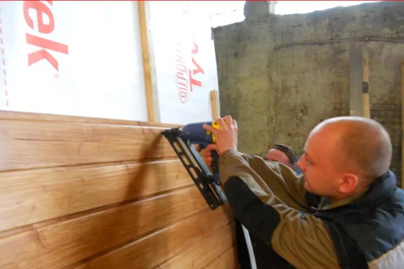 Jaka gwoździarka do boazerii? Kluczowe informacje i porady na zakup Jaka gwoździarka do boazerii? Kluczowe informacje i porady na zakup