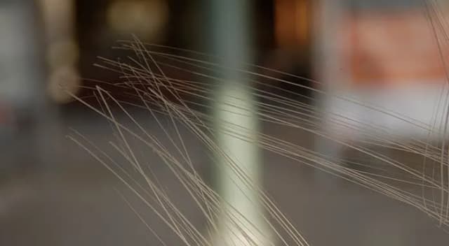 Jak usunąć rysy na szybie okna - skuteczne metody i porady krok po kroku Jak usunąć rysy na szybie okna - skuteczne metody i porady krok po kroku